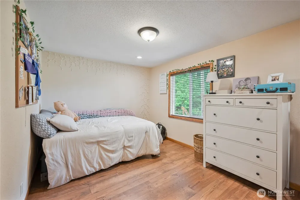 1430 Hazel Dell Castle Rock, WA 98611