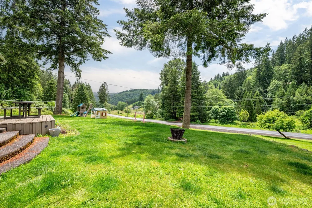 1430 Hazel Dell Castle Rock, WA 98611
