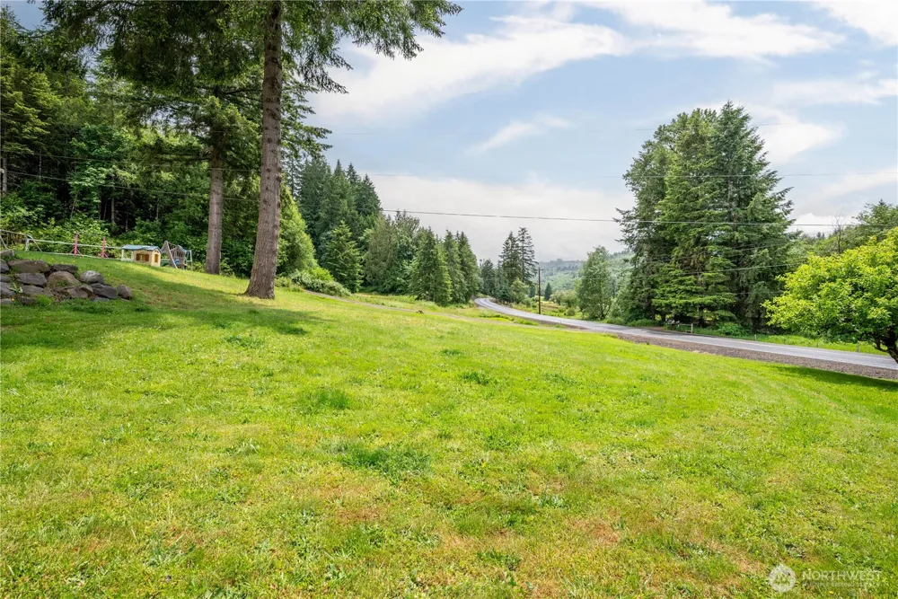 1430 Hazel Dell Castle Rock, WA 98611