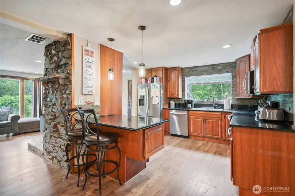 1430 Hazel Dell Castle Rock, WA 98611