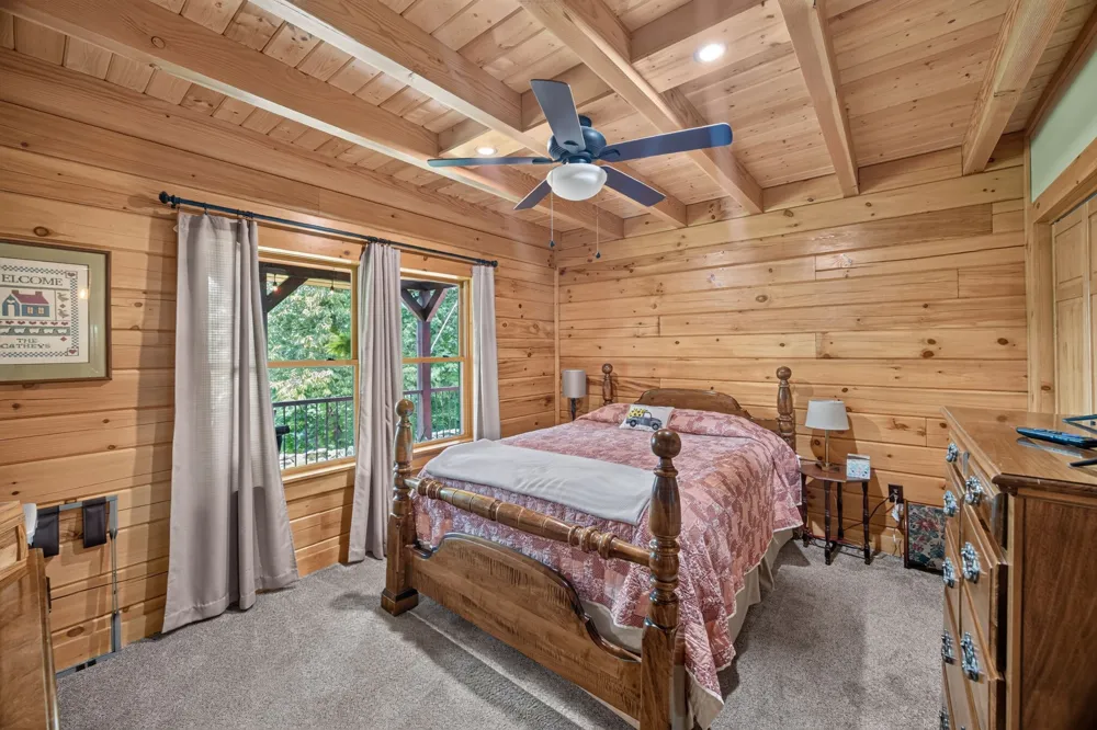 20 Magee Ln Elmwood, TN 38560