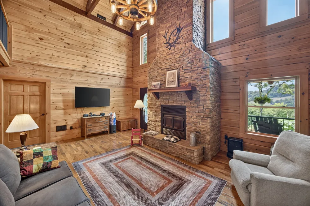 20 Magee Ln Elmwood, TN 38560