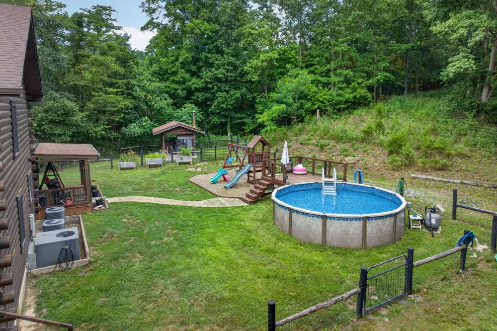 20 Magee Ln Elmwood, TN 38560