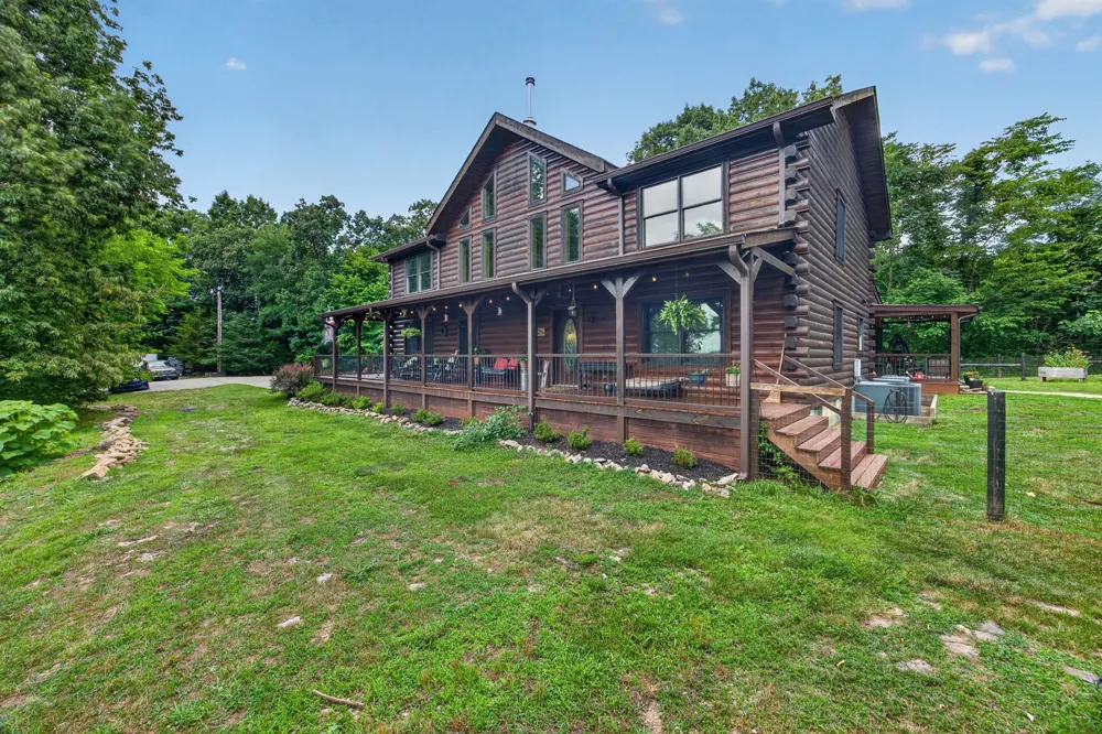 20 Magee Ln Elmwood, TN 38560
