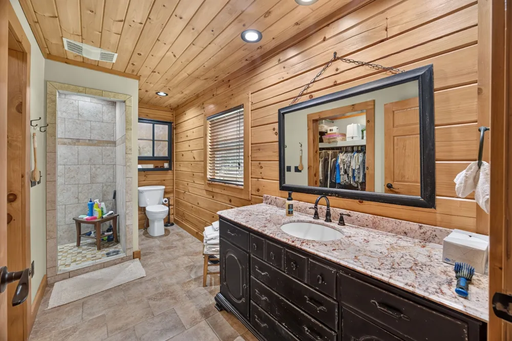 20 Magee Ln Elmwood, TN 38560