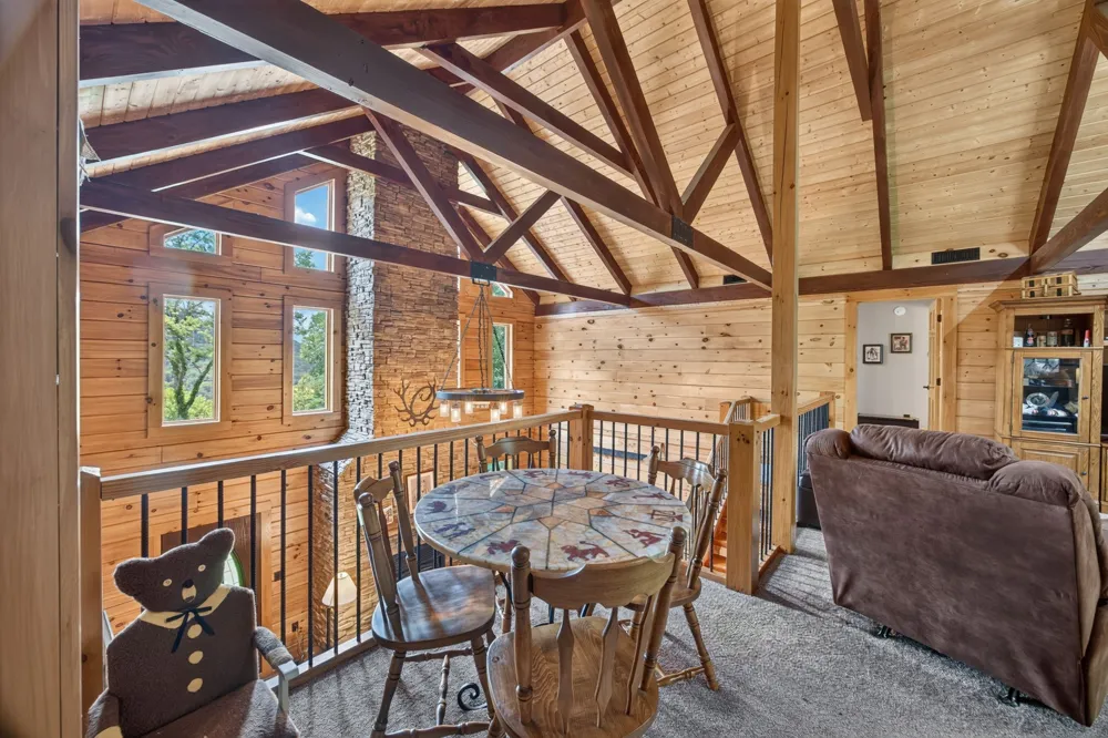 20 Magee Ln Elmwood, TN 38560