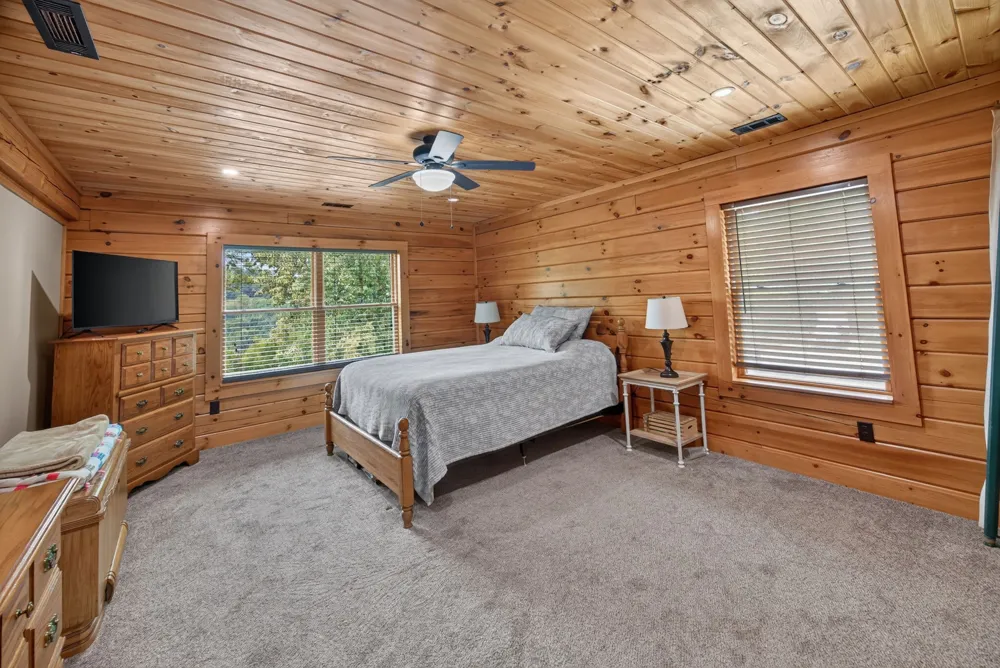 20 Magee Ln Elmwood, TN 38560