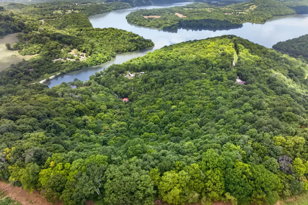 20 Magee Ln Elmwood, TN 38560