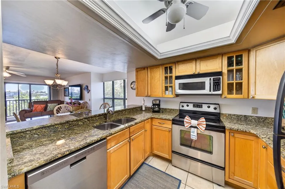 16600 Bocilla Island Club Drive #35 Bokeelia, FL 33922