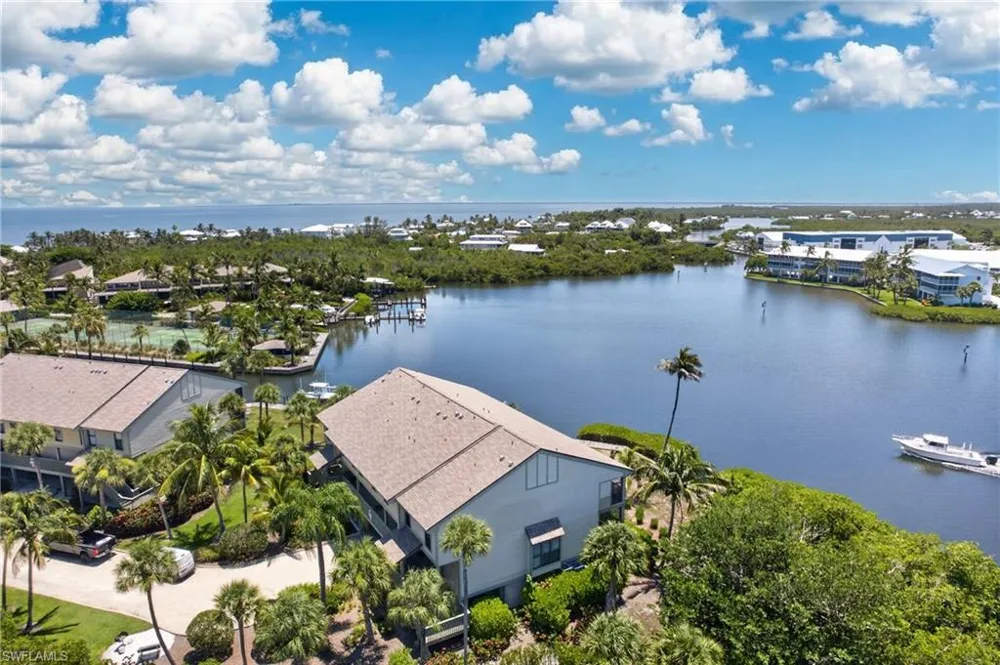 16600 Bocilla Island Club Drive #35 Bokeelia, FL 33922