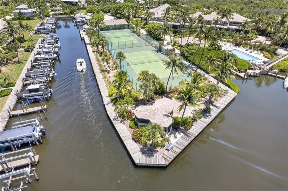 16600 Bocilla Island Club Drive #35 Bokeelia, FL 33922