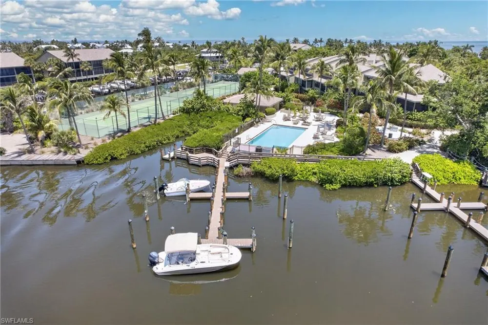 16600 Bocilla Island Club Drive #35 Bokeelia, FL 33922
