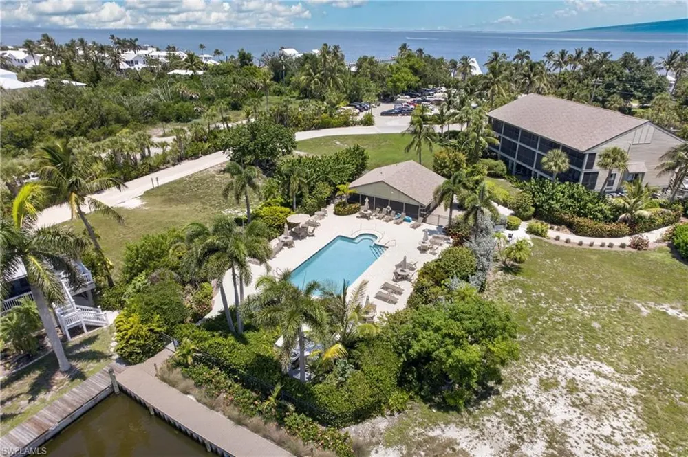 16600 Bocilla Island Club Drive #35 Bokeelia, FL 33922