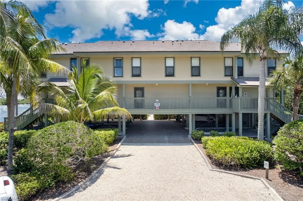 16600 Bocilla Island Club Drive #35 Bokeelia, FL 33922