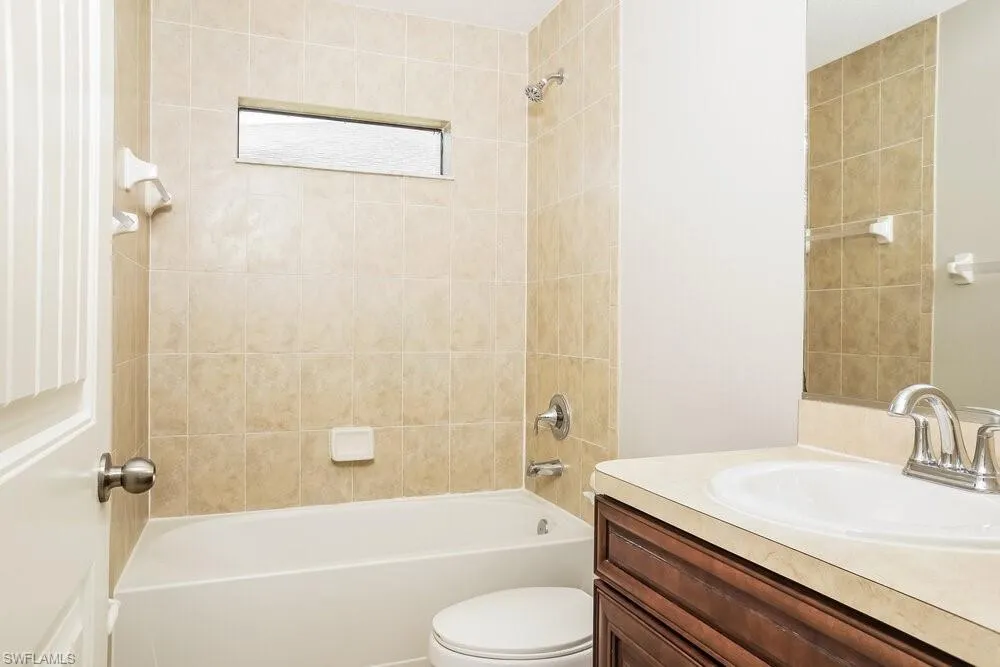 Address Not Shown Bradenton, FL 34208