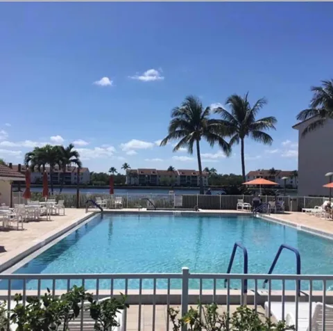 4436 NE Ocean Boulevard #E2