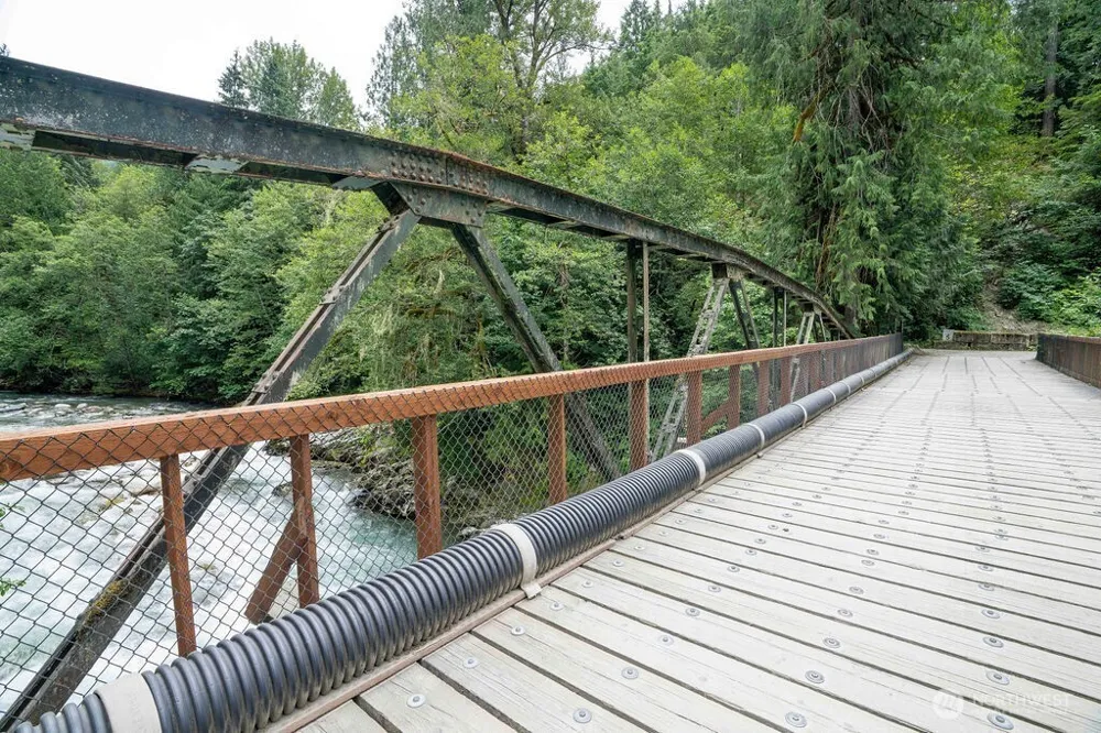 872 High Ridge Drive Marblemount, WA 98267