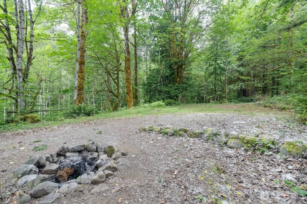 872 High Ridge Drive Marblemount, WA 98267