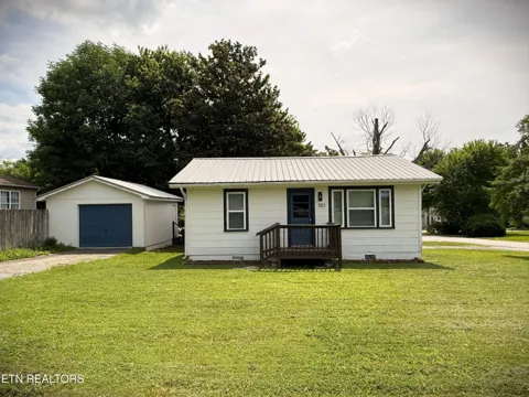 501 Ash Ave