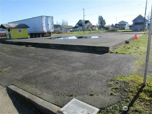 1521 Simpson Avenue Aberdeen, WA 98520