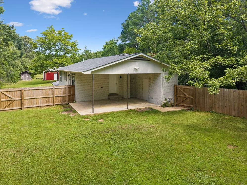 718 Kimmins St Hohenwald, TN 38462