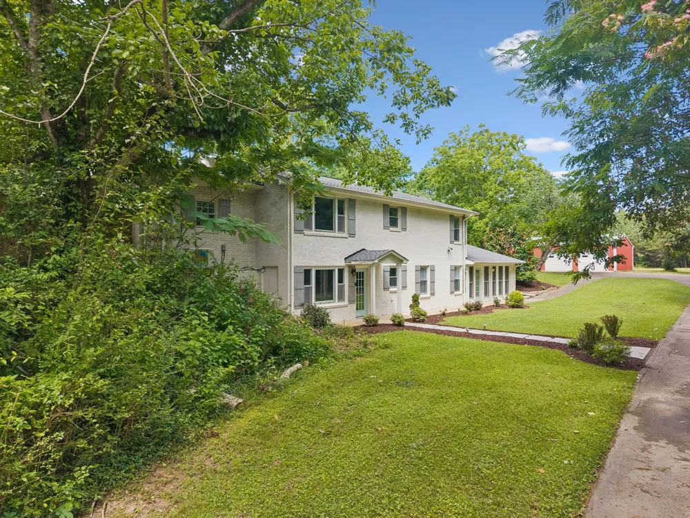718 Kimmins St Hohenwald, TN 38462