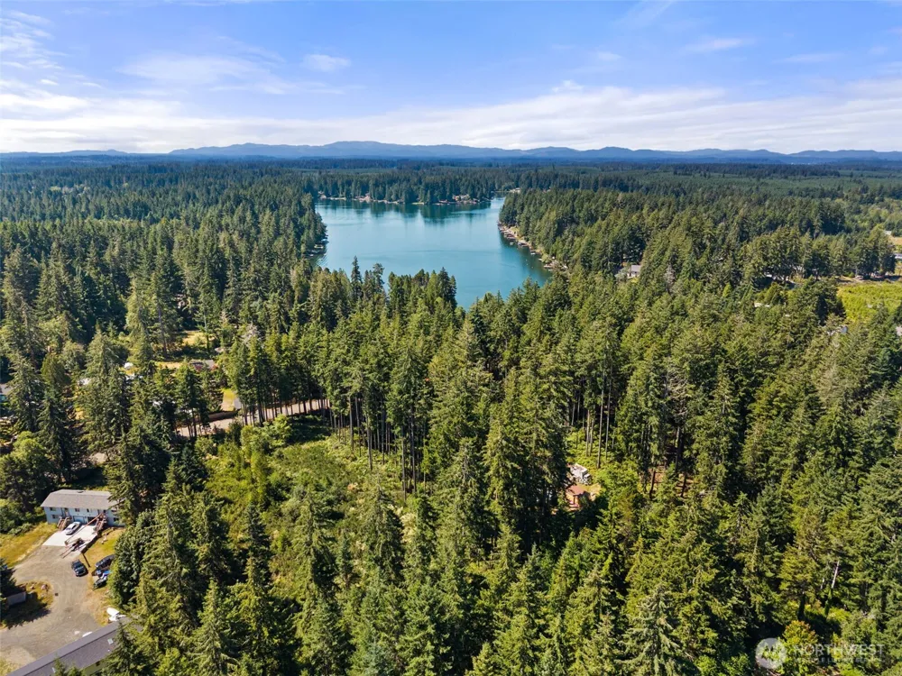 1030 E Phillips Lake Road Shelton, WA 98584