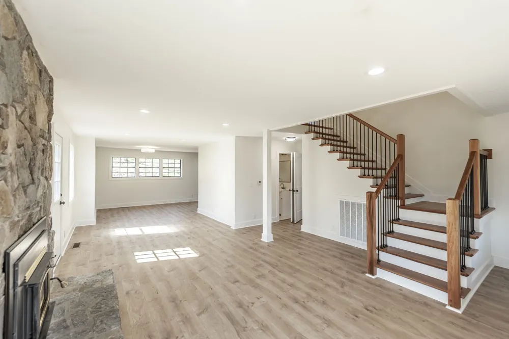 655 Cummings Ln Cottontown, TN 37048