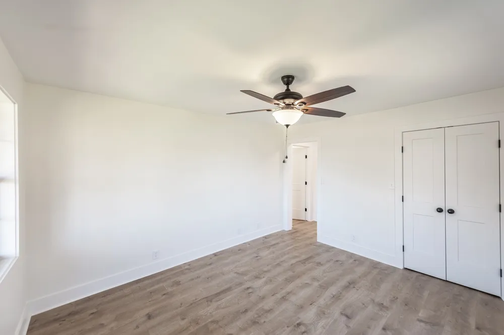 655 Cummings Ln Cottontown, TN 37048