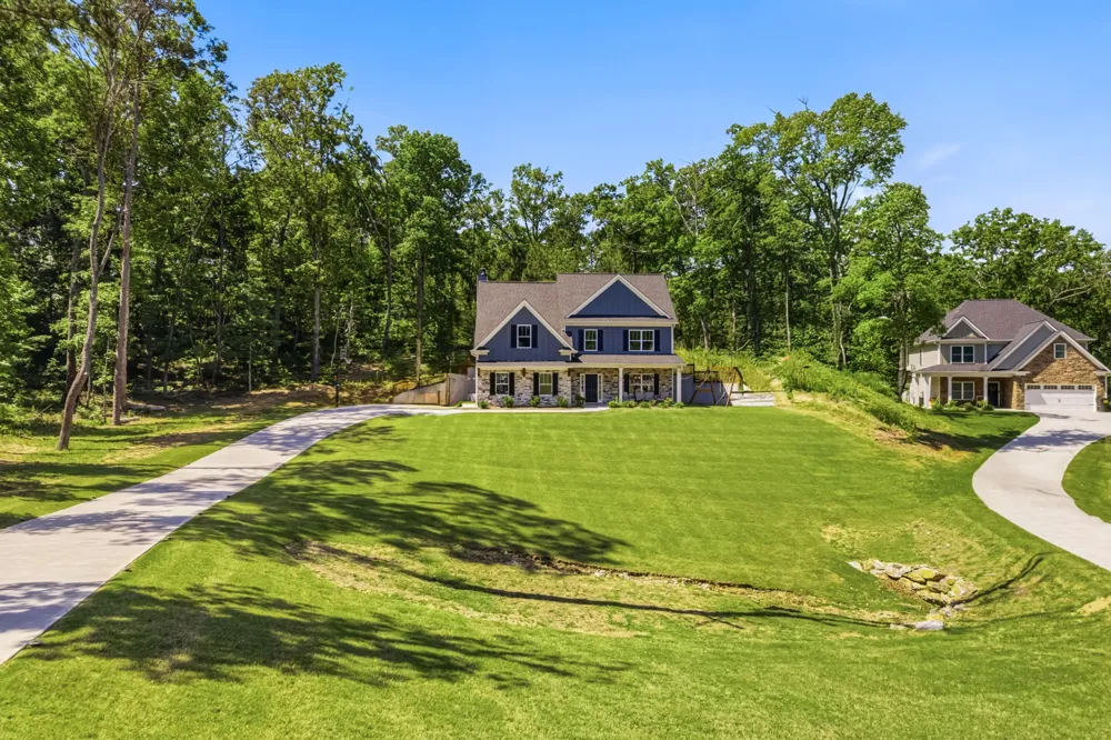 60 Grand Georgian Court Cartersville, GA 30121