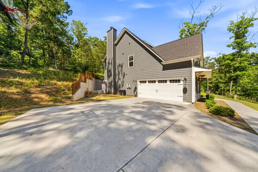 60 Grand Georgian Court Cartersville, GA 30121
