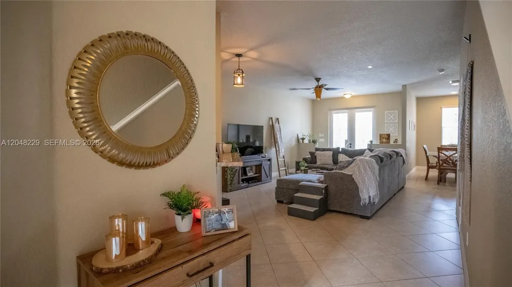 5808 Hampton Hills Blvd Tamarac, FL 33321