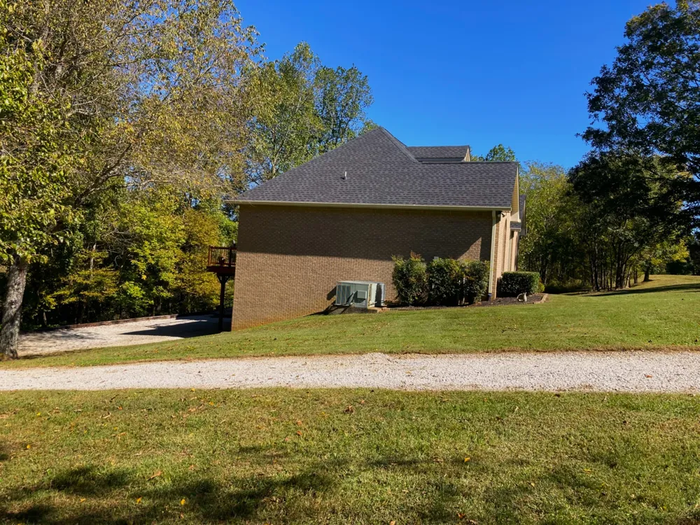 1225 Meeks Cemetery Rd Burns, TN 37029