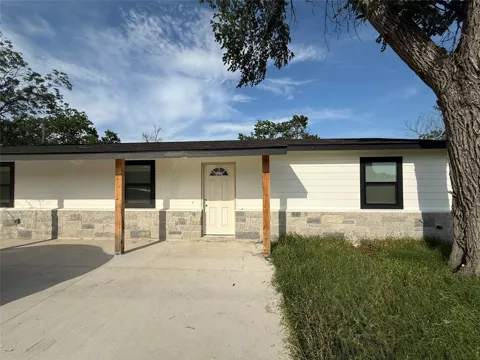 800 OLD THORNDALE ROAD