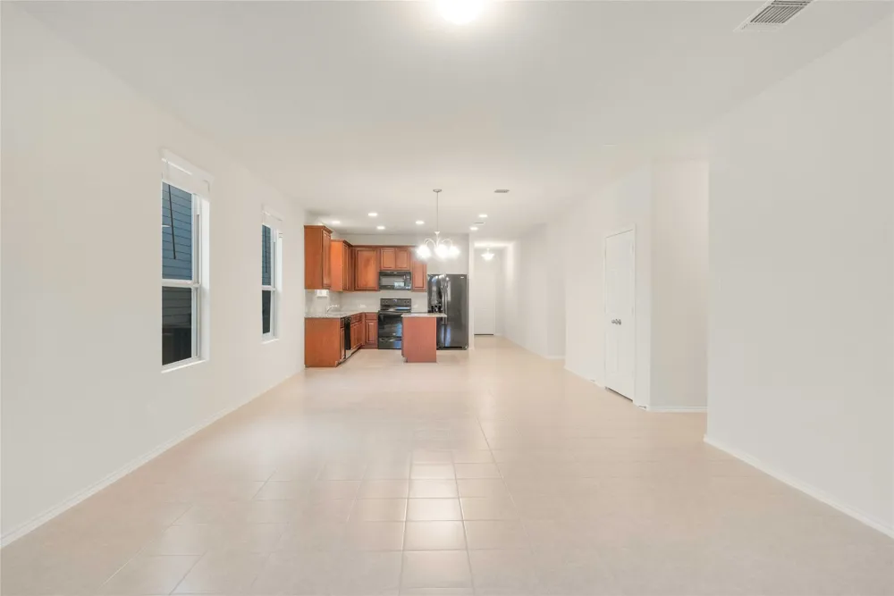 208 Kildeer Pass Jarrell, TX 76537