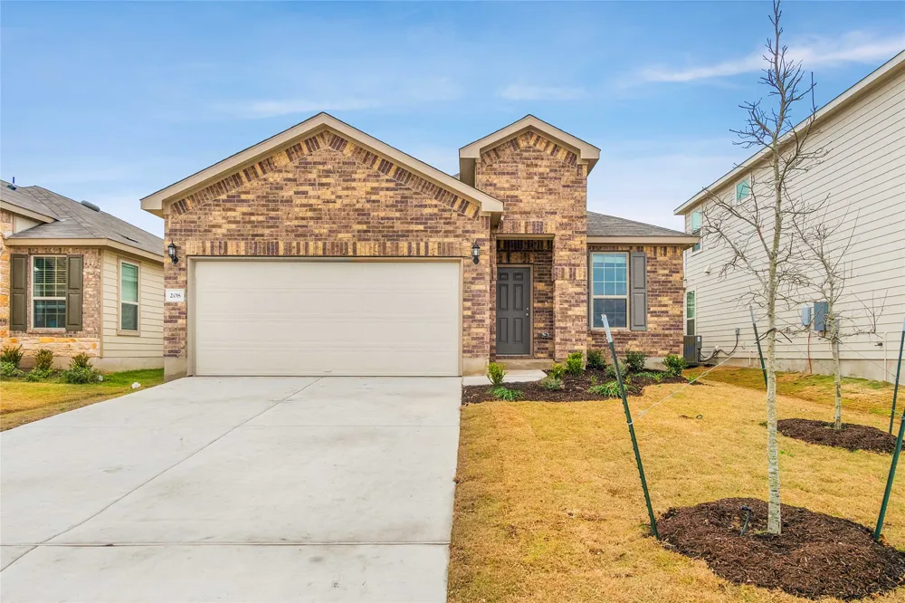 208 Kildeer Pass Jarrell, TX 76537