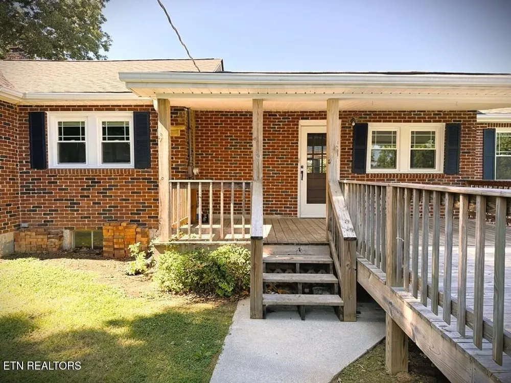 710 Rickman Rd Livingston, TN 38570