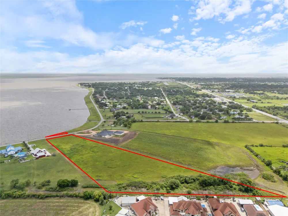 269 Bayshore Road Palacios, TX 77465
