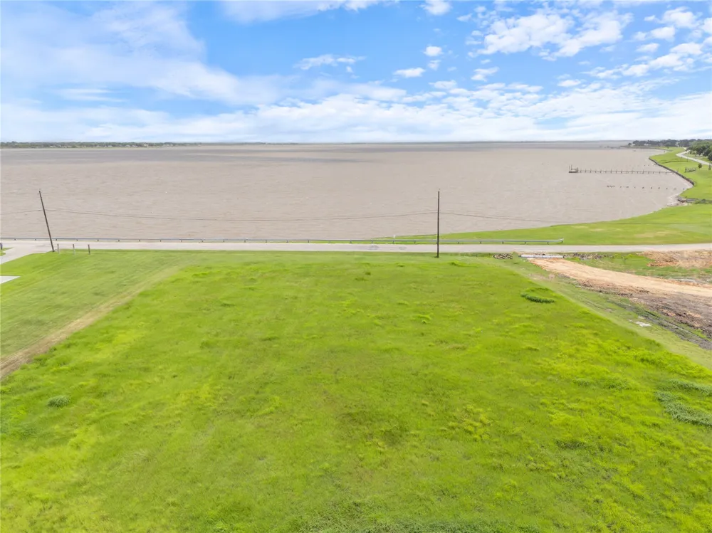 269 Bayshore Road Palacios, TX 77465
