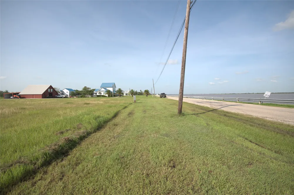 269 Bayshore Road Palacios, TX 77465