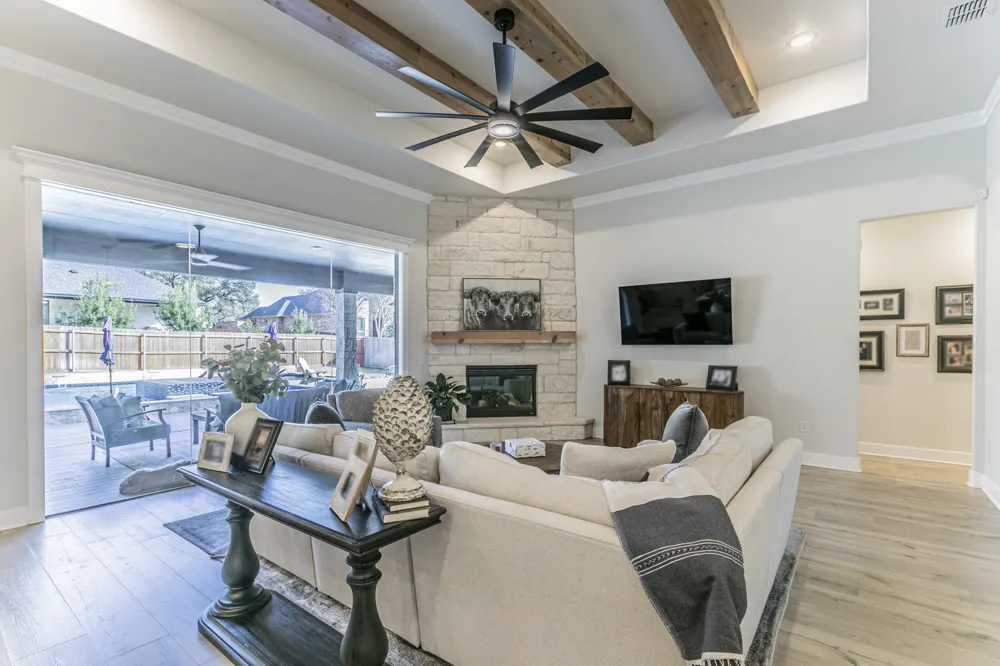 111 Lago Viento Lane Belton, TX 76513