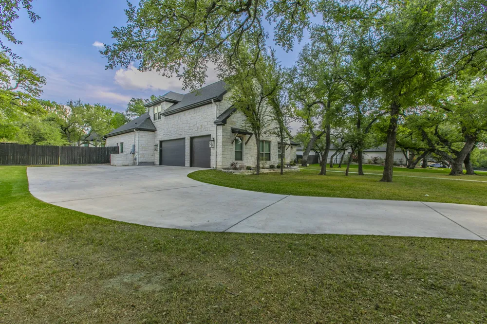 111 Lago Viento Lane Belton, TX 76513