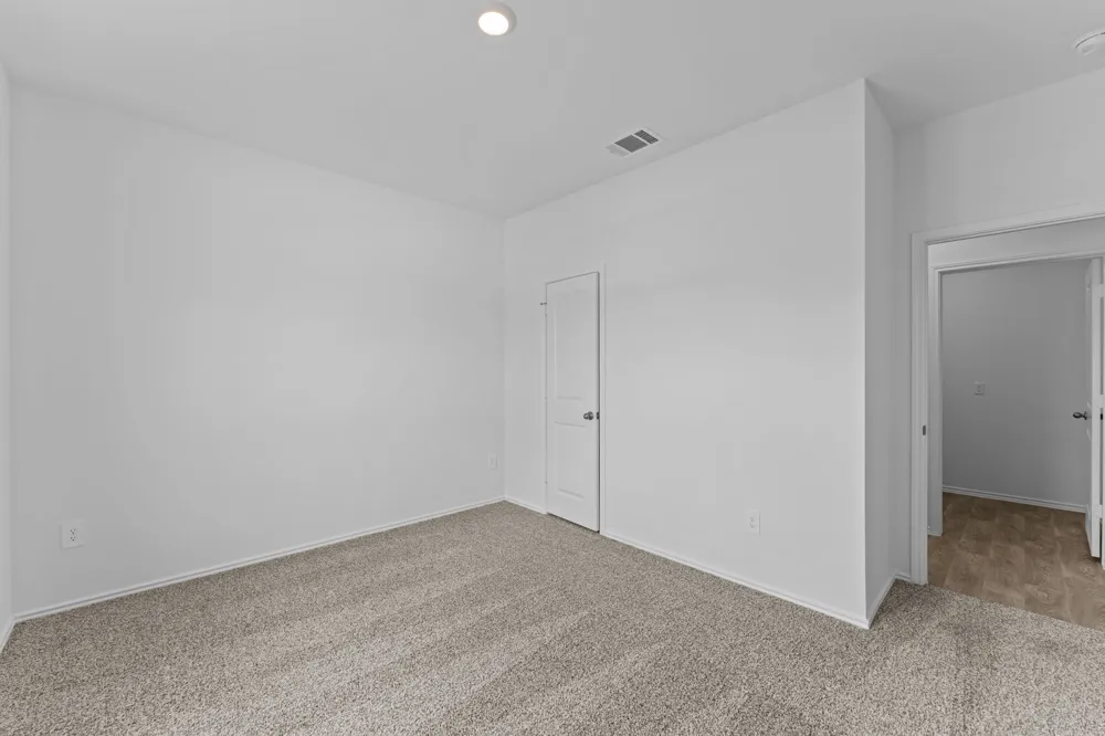 12200 Silverton Tree Bend Mustang Ridge, TX 78610