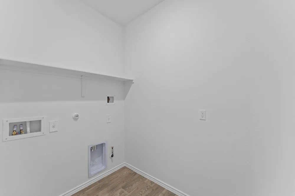 12200 Silverton Tree Bend Mustang Ridge, TX 78610