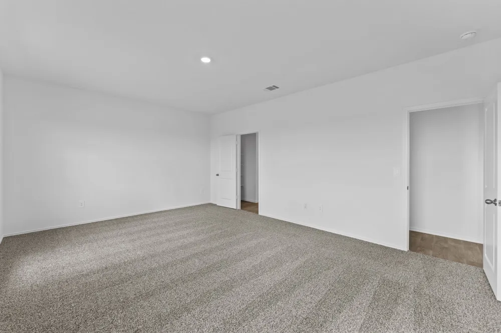12200 Silverton Tree Bend Mustang Ridge, TX 78610