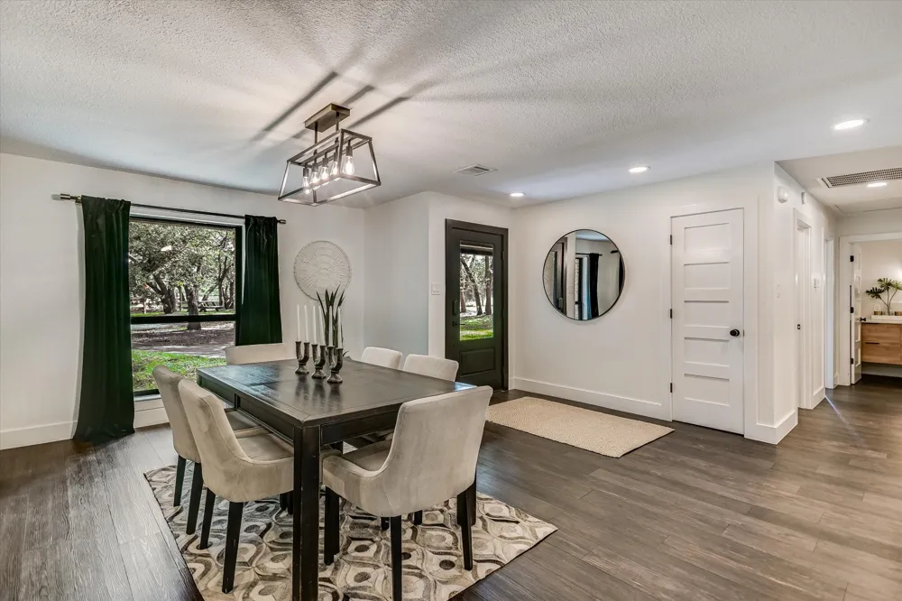 4717 Sam Bass Road Round Rock, TX 78681