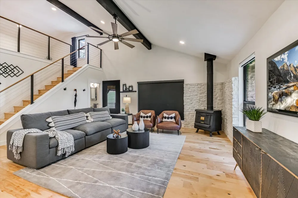 4717 Sam Bass Road Round Rock, TX 78681