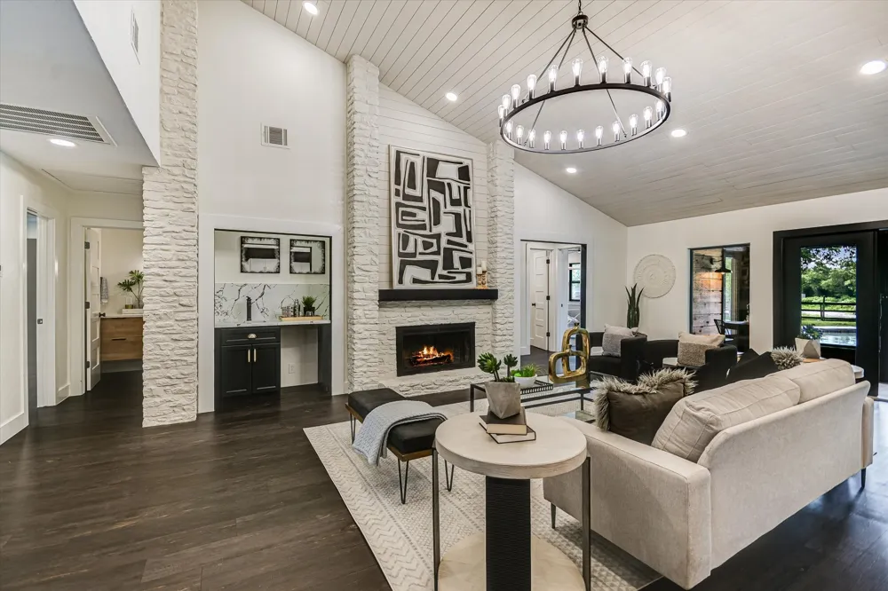 4717 Sam Bass Road Round Rock, TX 78681