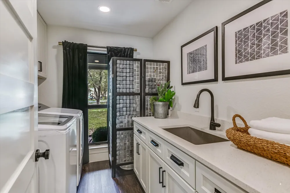 4717 Sam Bass Road Round Rock, TX 78681