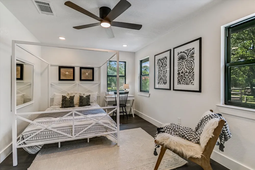4717 Sam Bass Road Round Rock, TX 78681